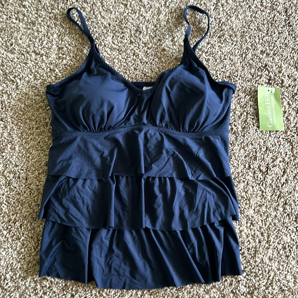 Garnet Hill navy ruffled swim tankini, size 10